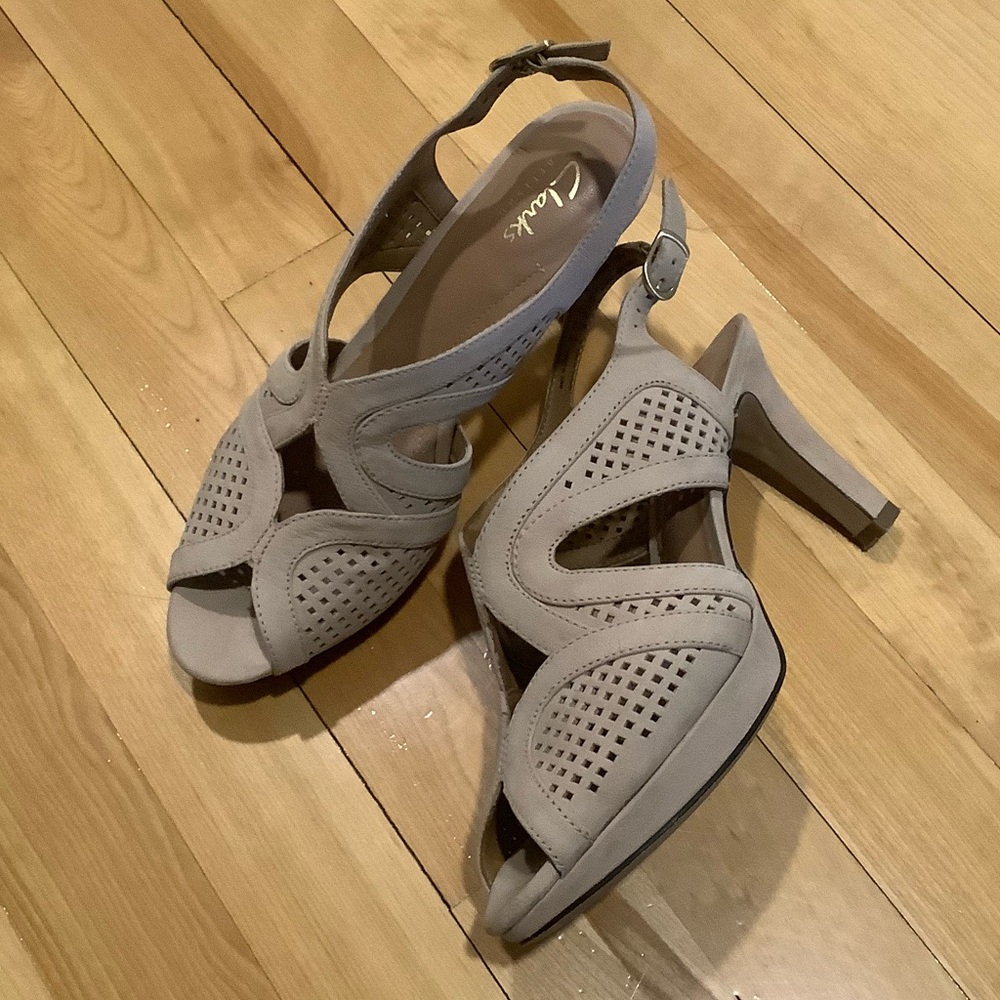 Platform Heel Clarks Sandals Sz 6.5